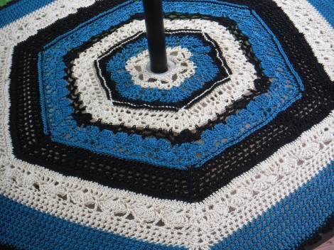 crochet patio table cover 1